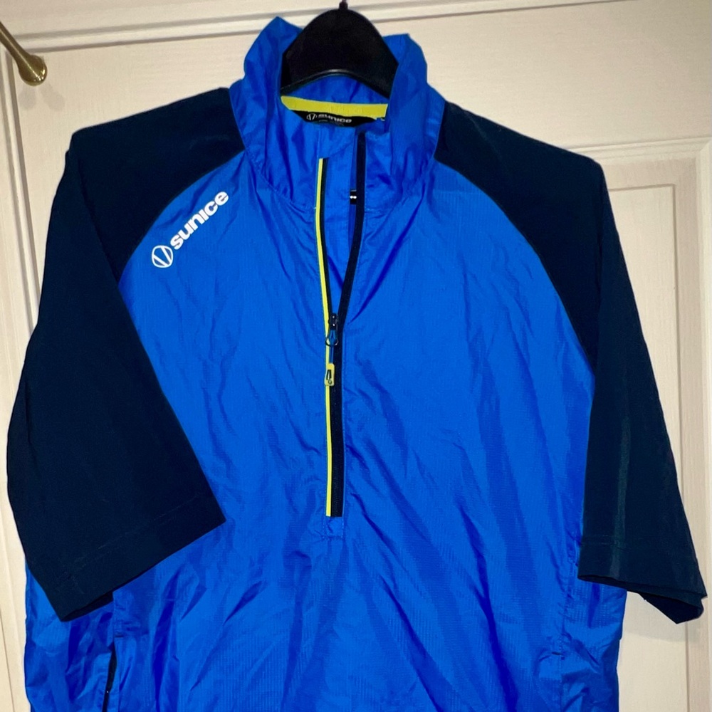 Sunice wind Shirt Adult Sz Medium Blue 1/2 Zip packable
